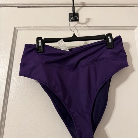 Fabletics High-Waisted Cross Over Swim Bottom Sz XL - Picture 4 of 6